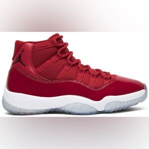 Jordan 11s red sz Various like new with box